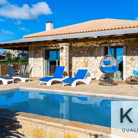 Leo'S Stone Made Villa! Karavados Exterior photo
